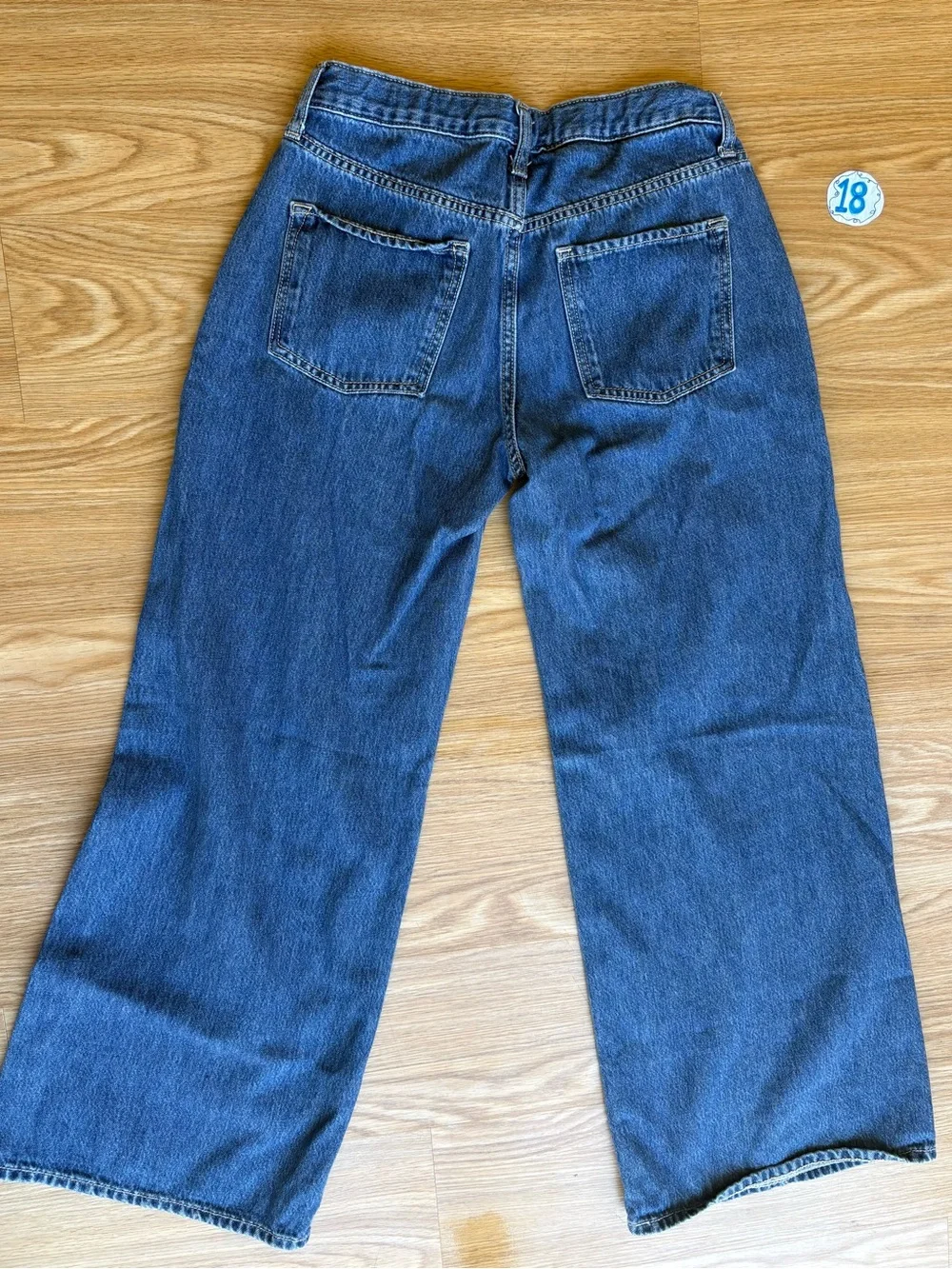 Old Navy Girls High Rise Super Baggy Wide-Leg Denim Jeans in Medium Blue Size 14